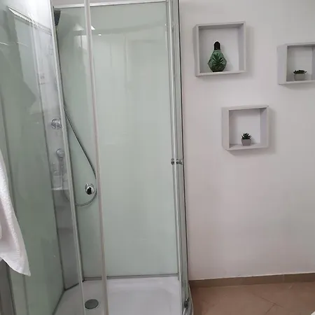 Bösix Lägenhet Budapest